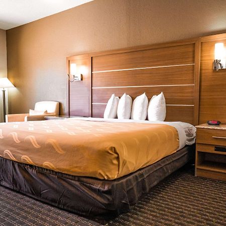 Quality Inn & Suites Near Six Flags - Austell Εξωτερικό φωτογραφία
