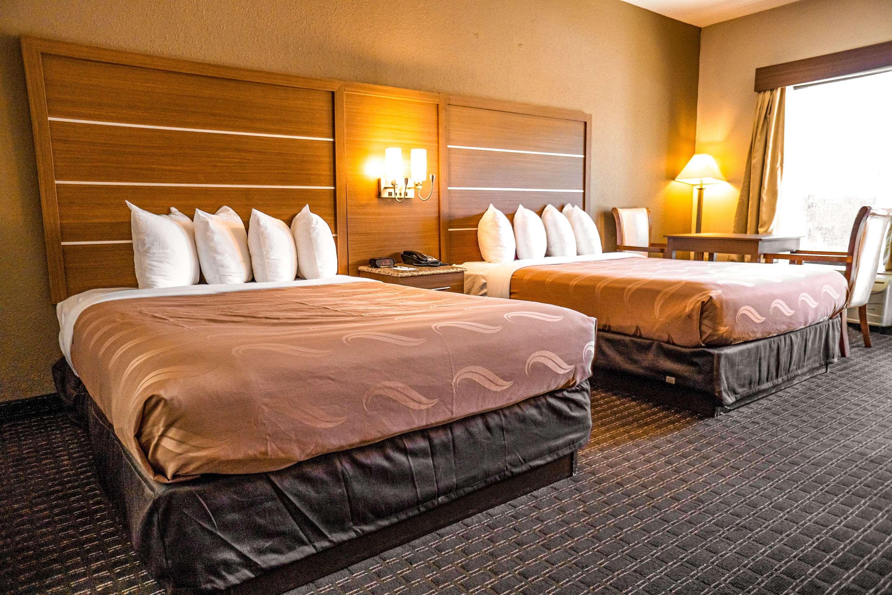 Quality Inn & Suites Near Six Flags - Austell Εξωτερικό φωτογραφία