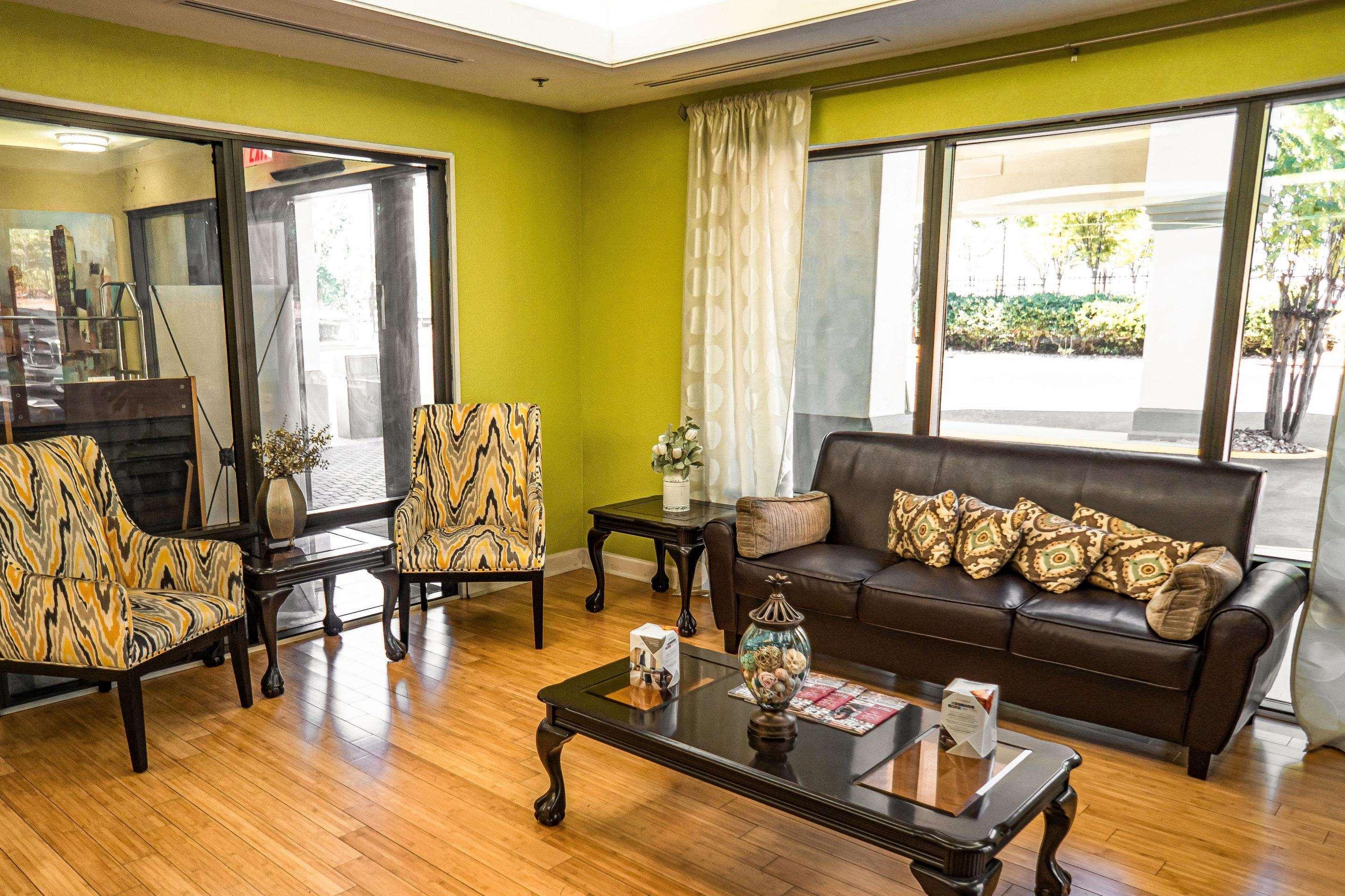 Quality Inn & Suites Near Six Flags - Austell Εξωτερικό φωτογραφία