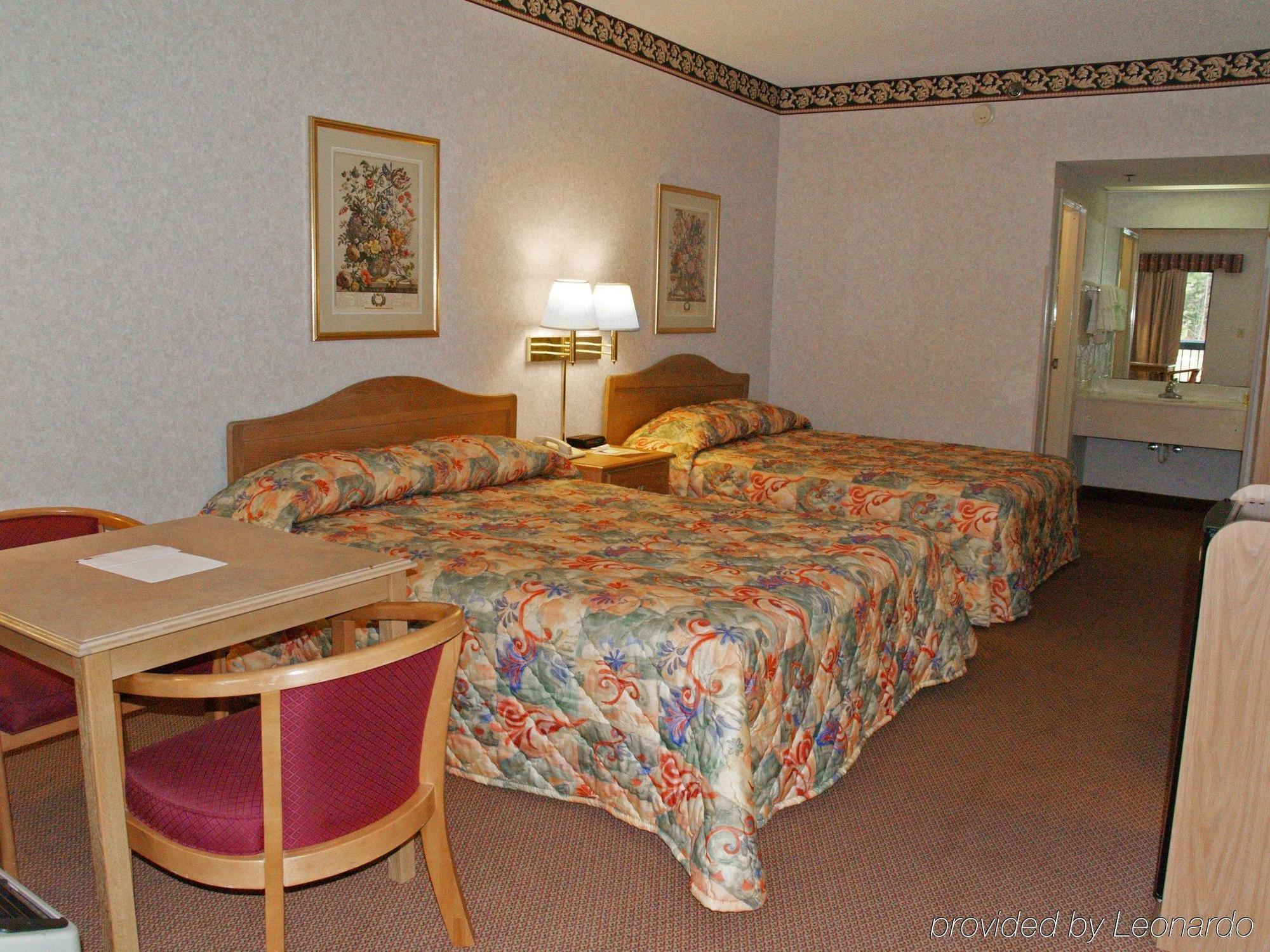 Quality Inn & Suites Near Six Flags - Austell Εξωτερικό φωτογραφία